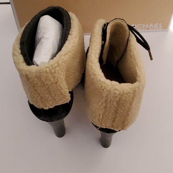 Michael Kors Boots - Picture 4 of 4